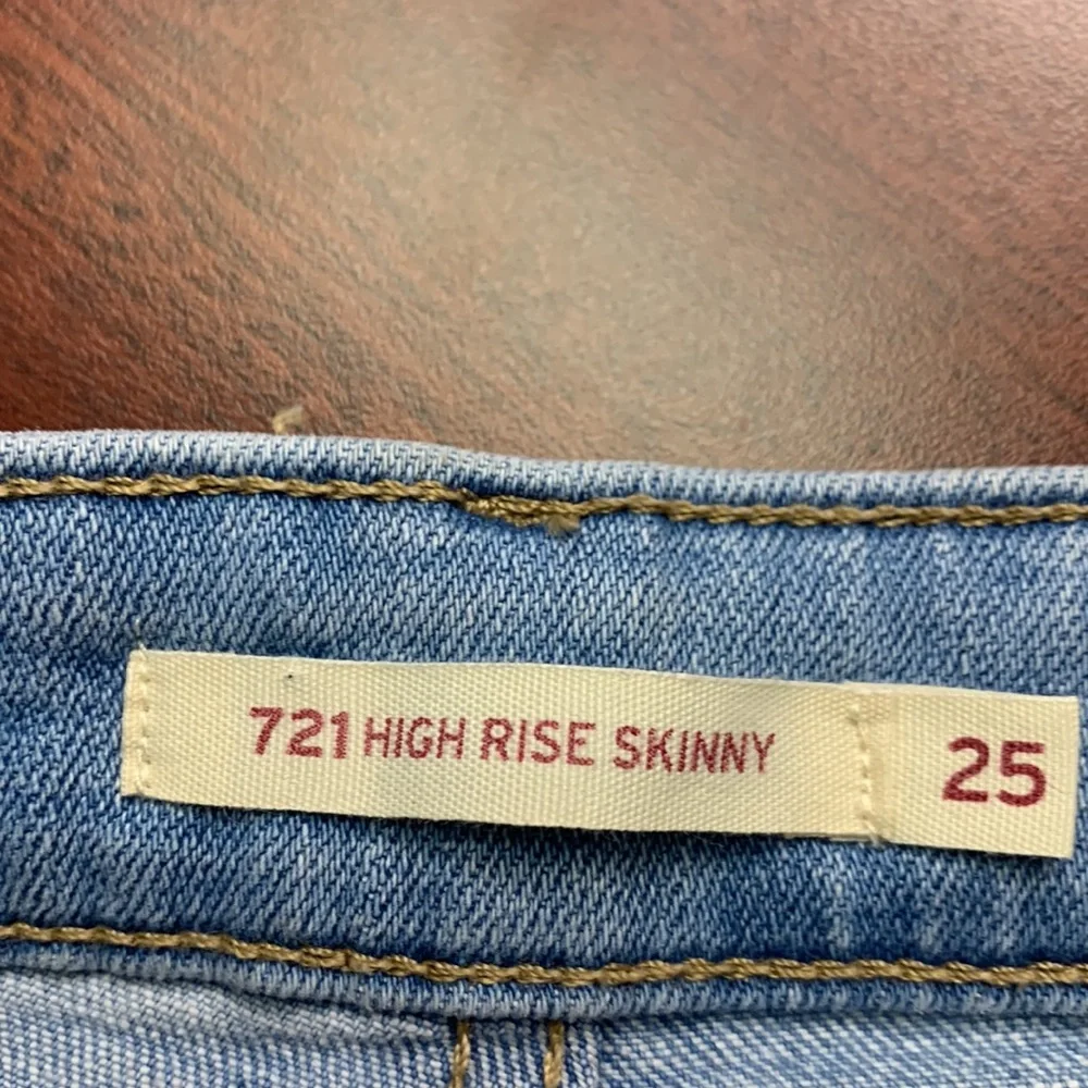 721 NWOT high rise skinny